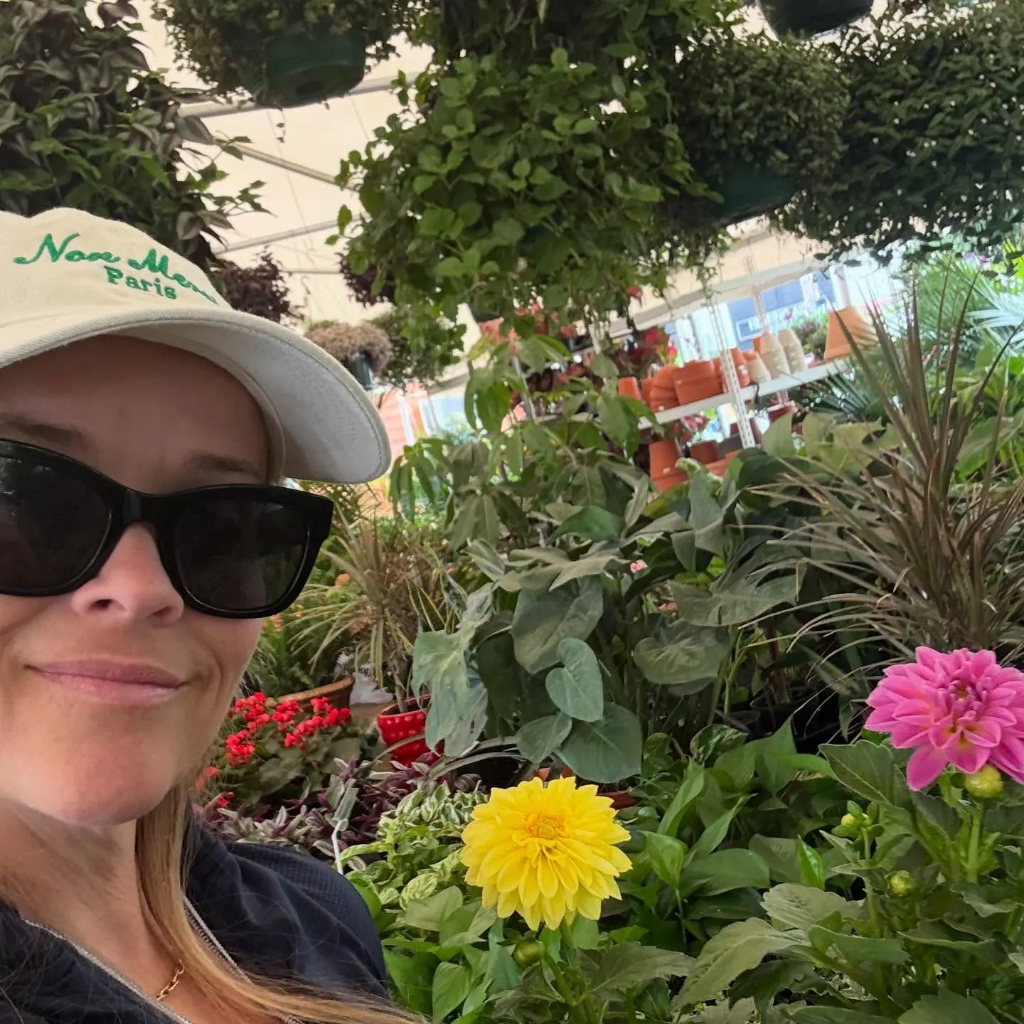 Reese Witherspoon Spotted In Seattle