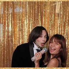Reid Miller's Photo Booth Antics With Wife Go Viral