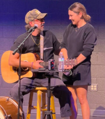 Rhett Walker Celebrates Time With Arizona Family