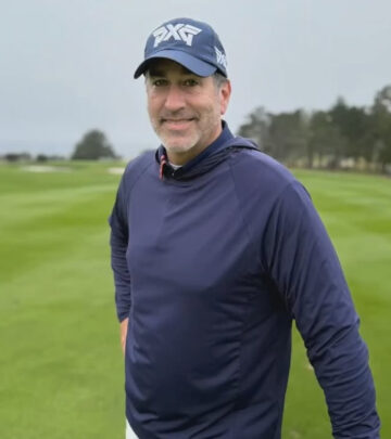 Rob Riggle’s Epic Golf Swing Stuns Fans