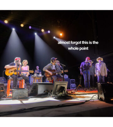 Robert Earl Keen Returns To Gruene Hall Show