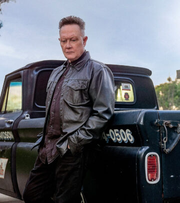 Robert Patrick Refreshes Profile With New Photo