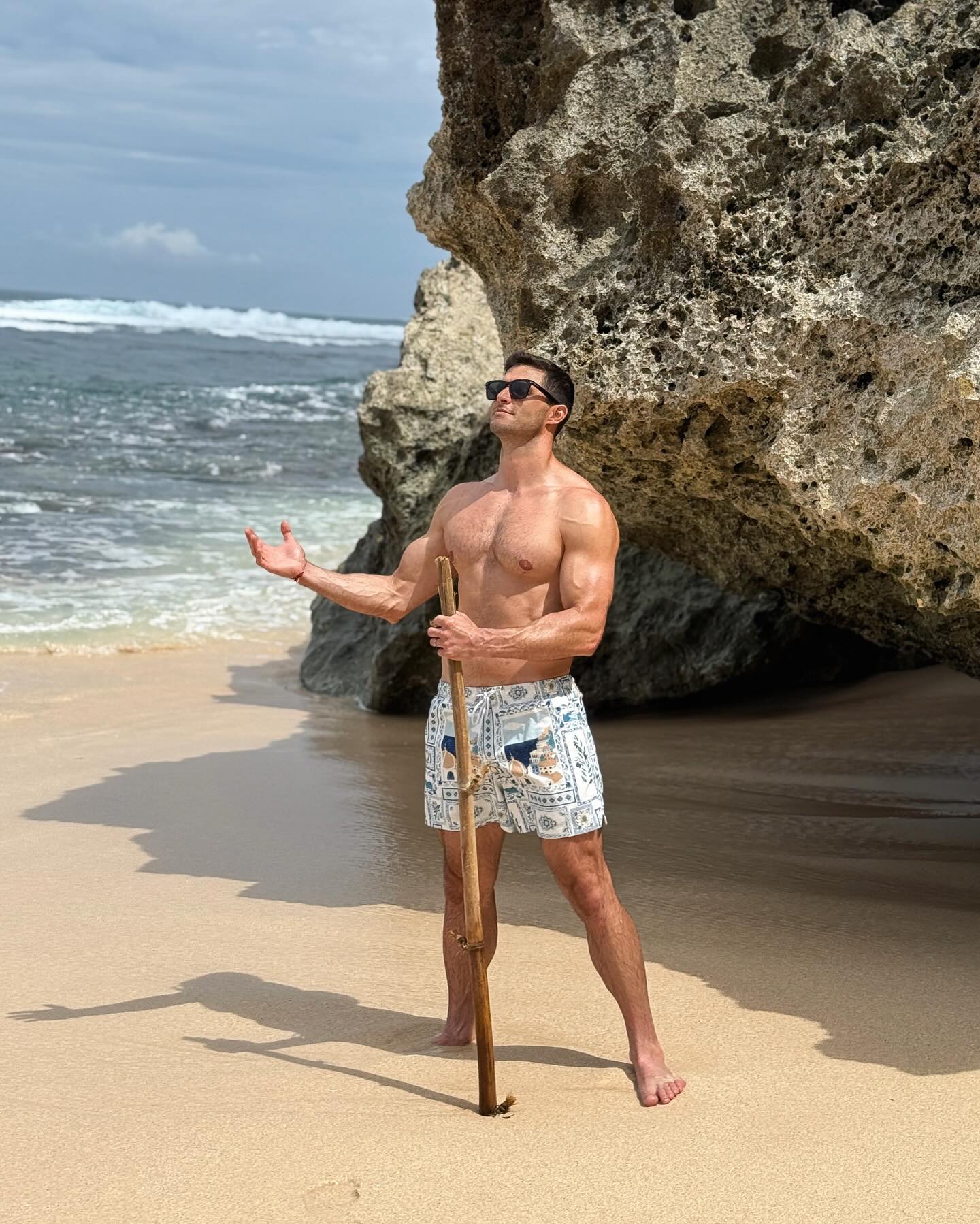 Roberto Portales Reminisces Bali Private Beach Escape Portales shares a sun-soaked TBT from a private Bali beach blending travel, wellness bliss