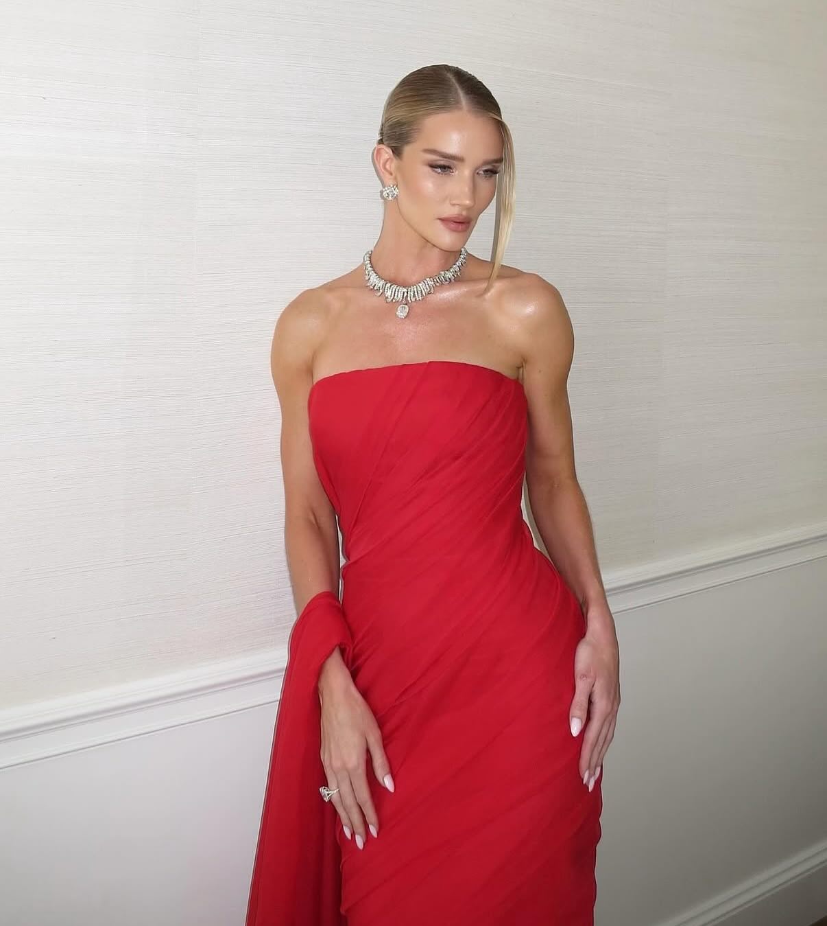 Rosie Huntington Stuns At Festival De Cannes