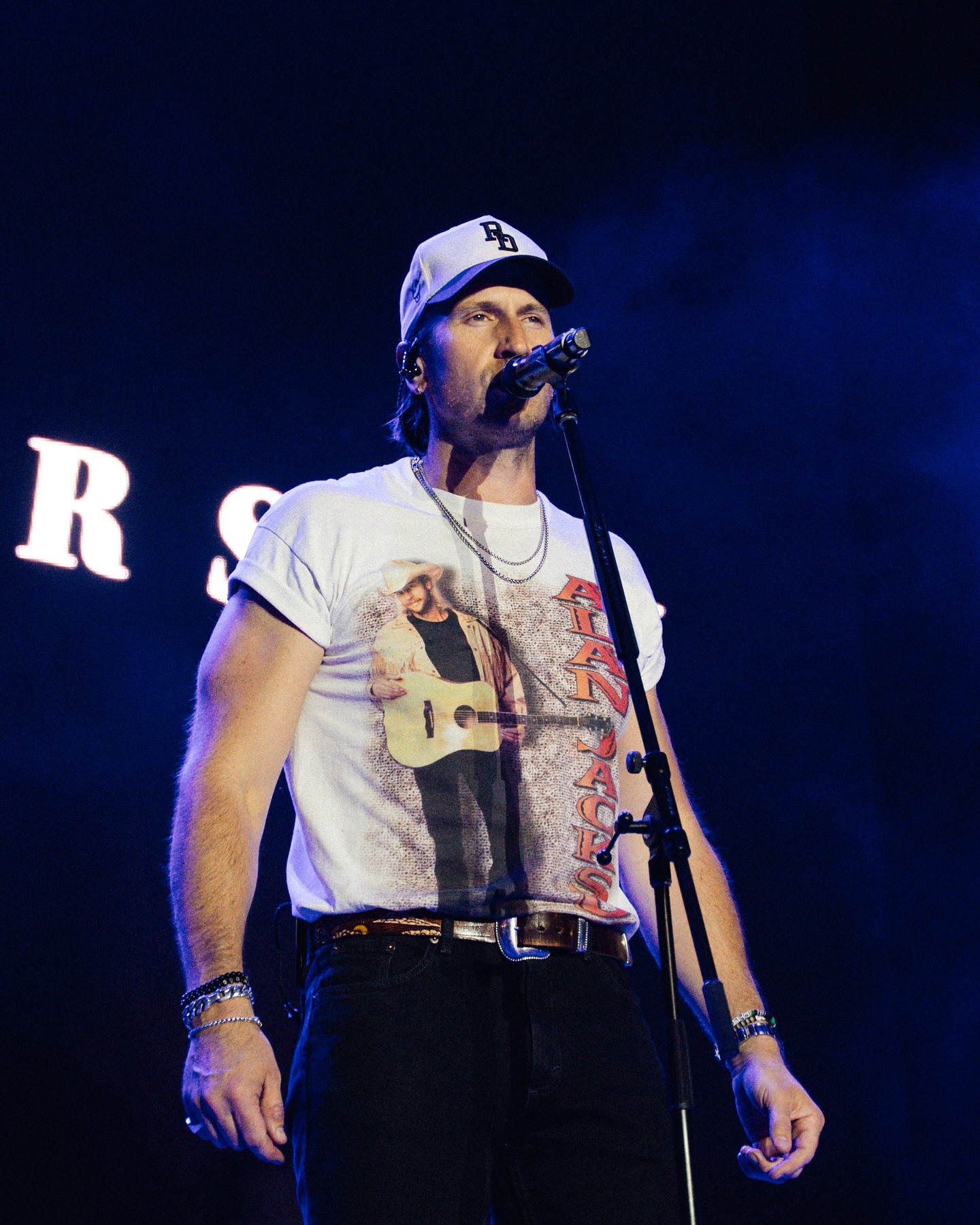 Russell Dickerson Lights Up Duckfest In Mexico