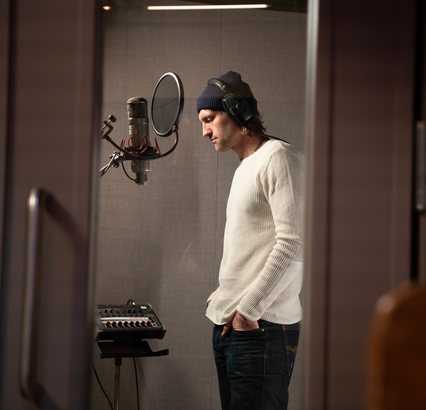 Ryan Hurd Embraces London Charm