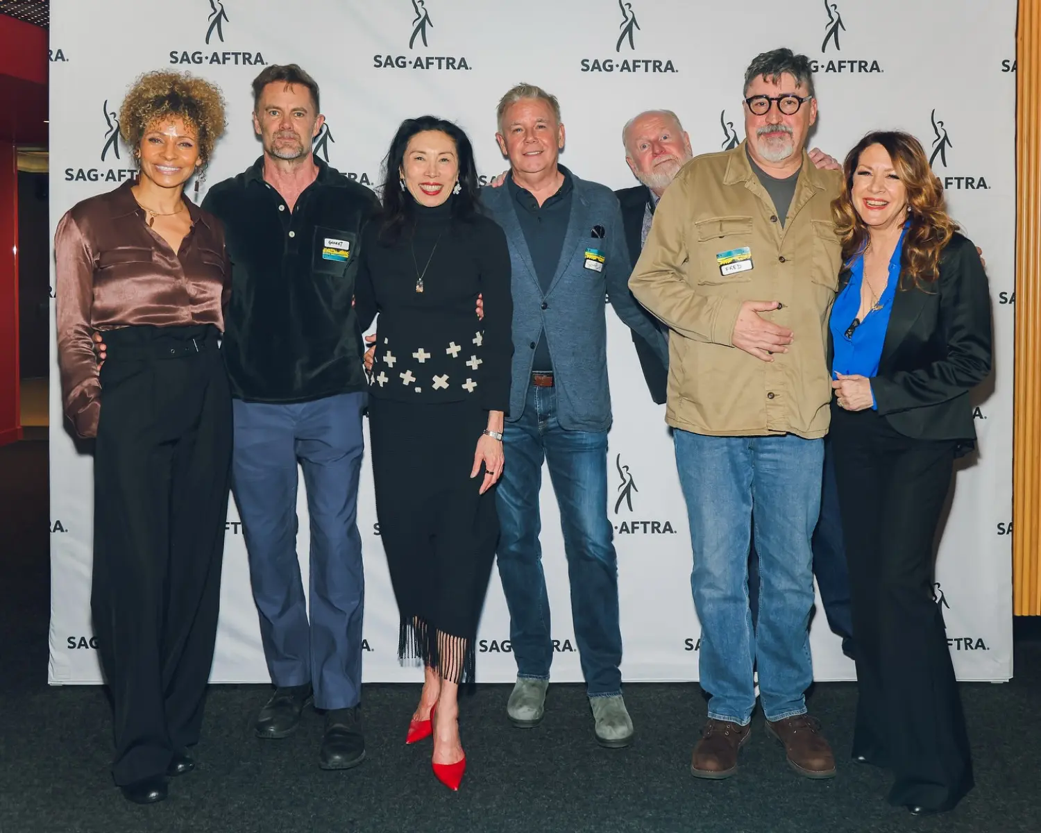 SAG-AFTRA Debuts ‘Here’s Looking At You, LA’ Event SAG-AFTRA’s inaugural LA event draws union talent, Hollywood icons, and fuels fresh work!!