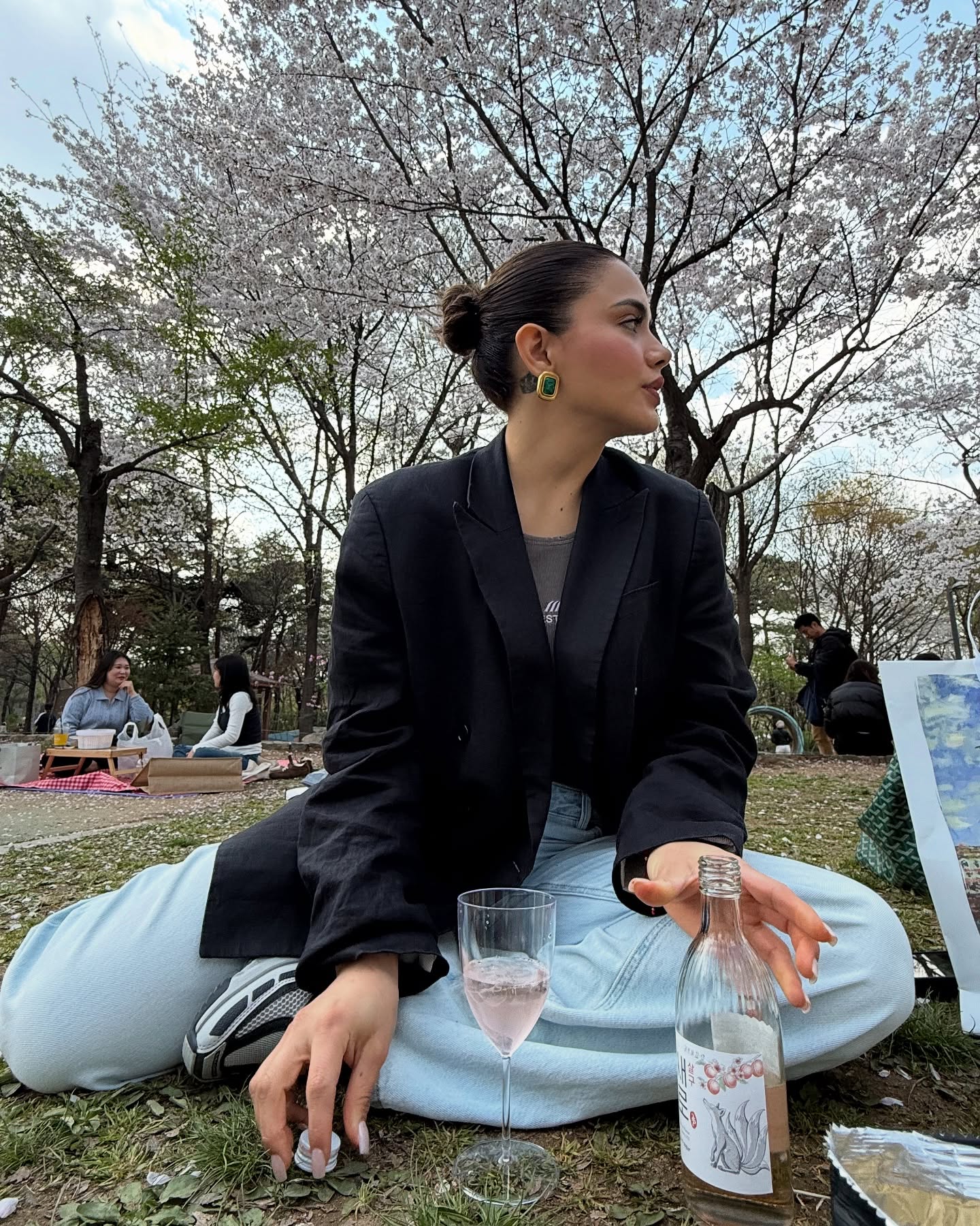 Samadhi Zendejas Captures Japan’s Timeless Charm Samadhi Zendejas captures Japan's vibrant essence with photos blending art, travel & heart