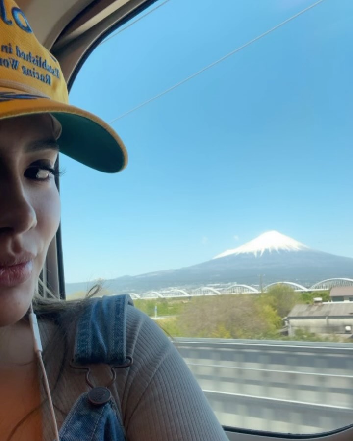 Samadhi Zendejas Captures Japan’s Timeless Charm