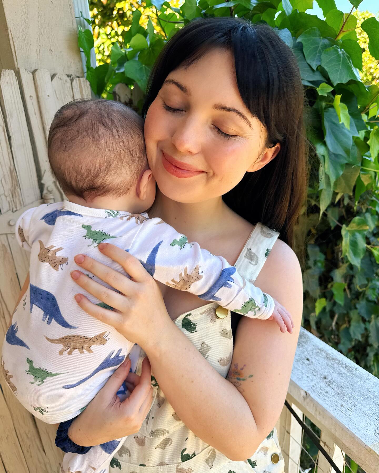 Sammi Hanratty Honors Mother’s Day With Heartfelt Message