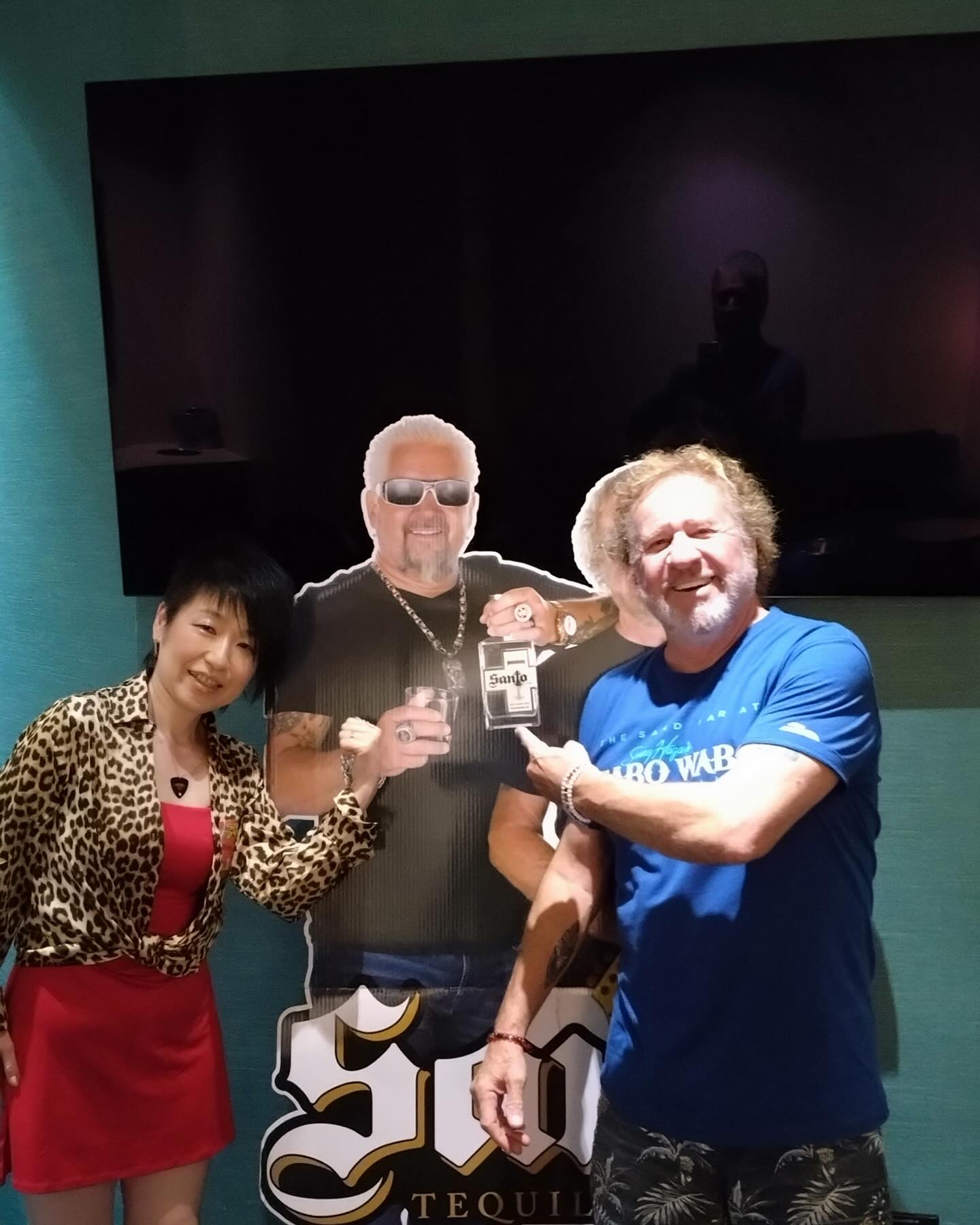 Sammy Hagar’s Vegas Residency Draws Global Fans International fan flies from Japan to Vegas; humorous meet leads to a 'flat Fieri' moment!
