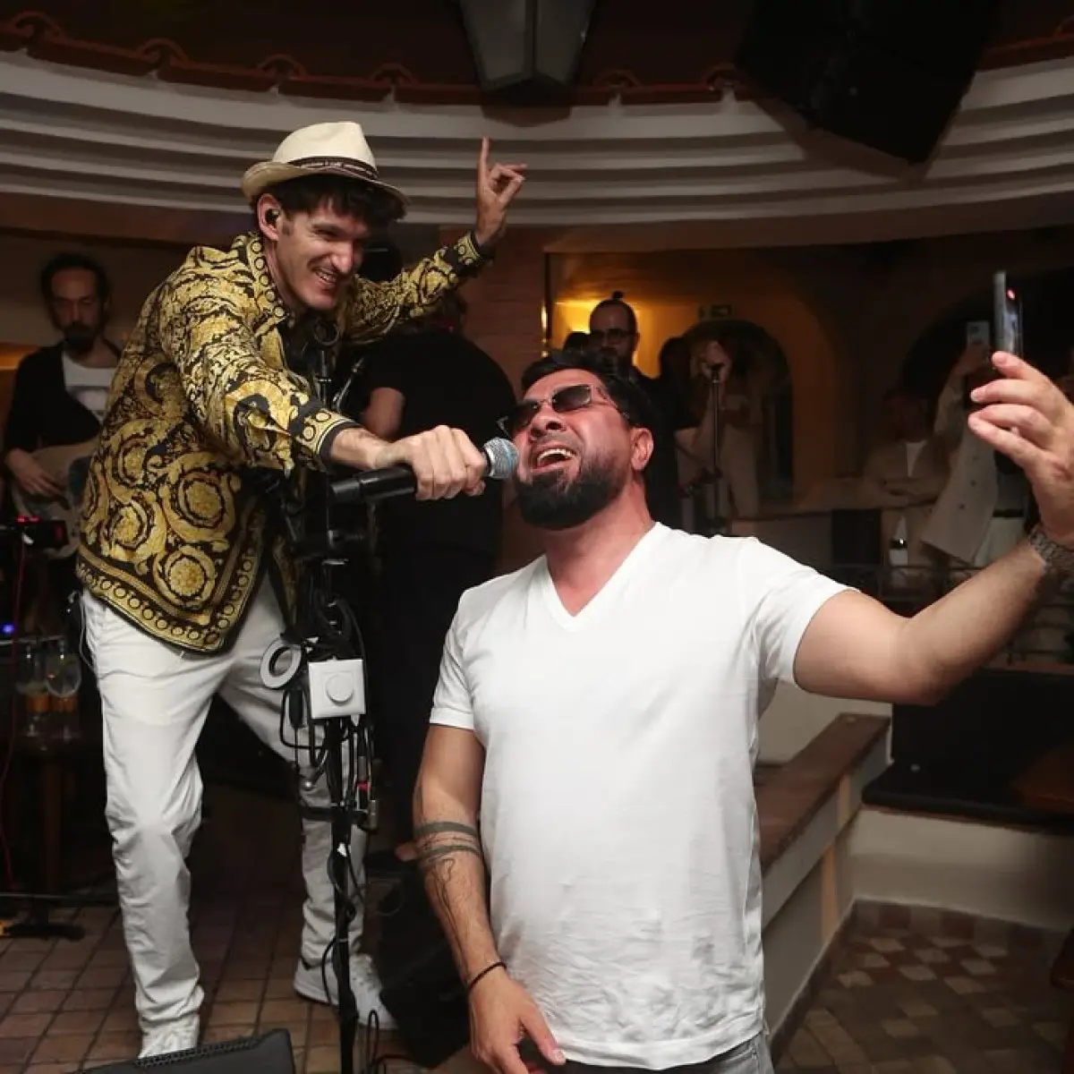 Celebrated Pop Singer Rejoins Capri Scene Bringing Contemporary Pop & Italian Hospitality!