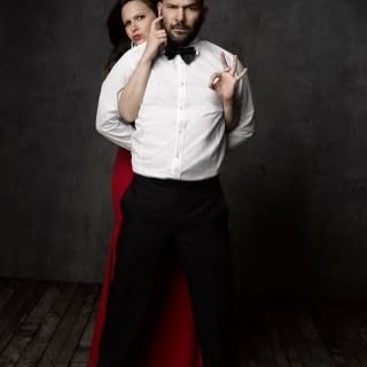 Flashback to iconic dinner event with throwback glamour and Scandal vibes.