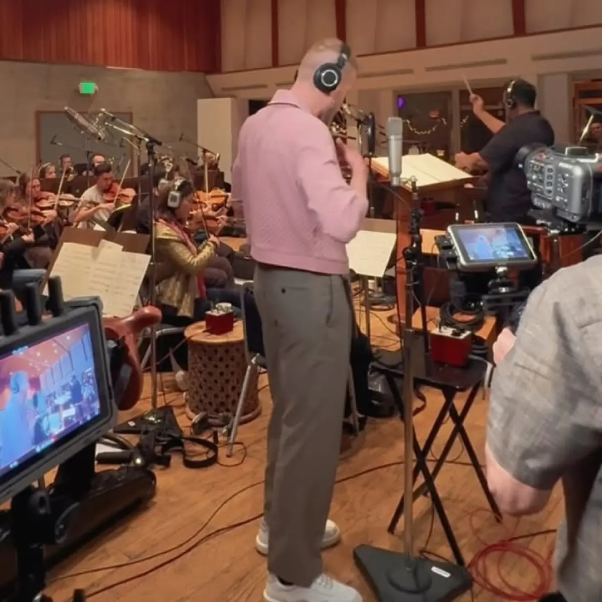 Scott Hoying shares his magical journey with Disney Imagineering in an epic musical show!