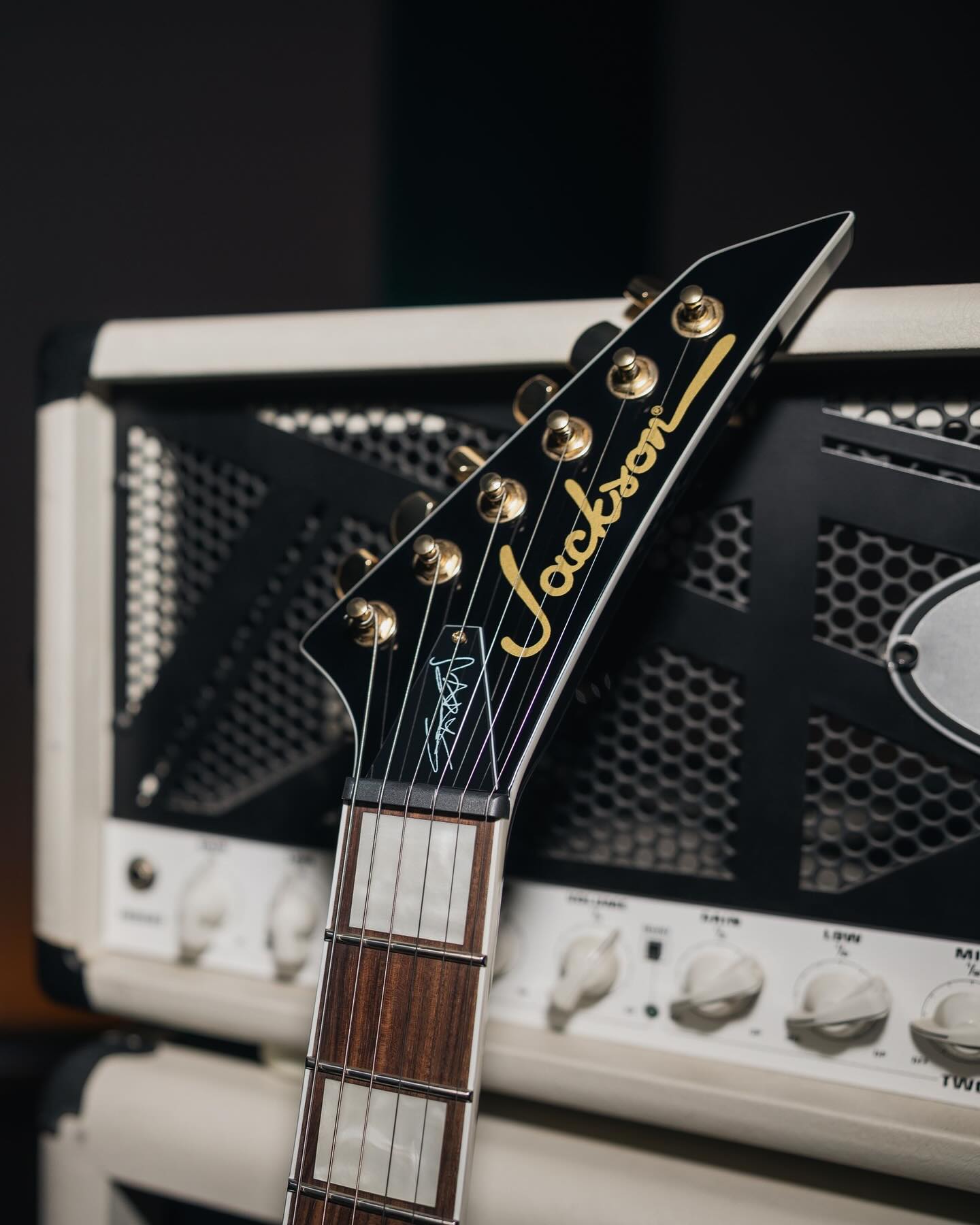 Scott Ian Unveils New Jackson King V Guitar