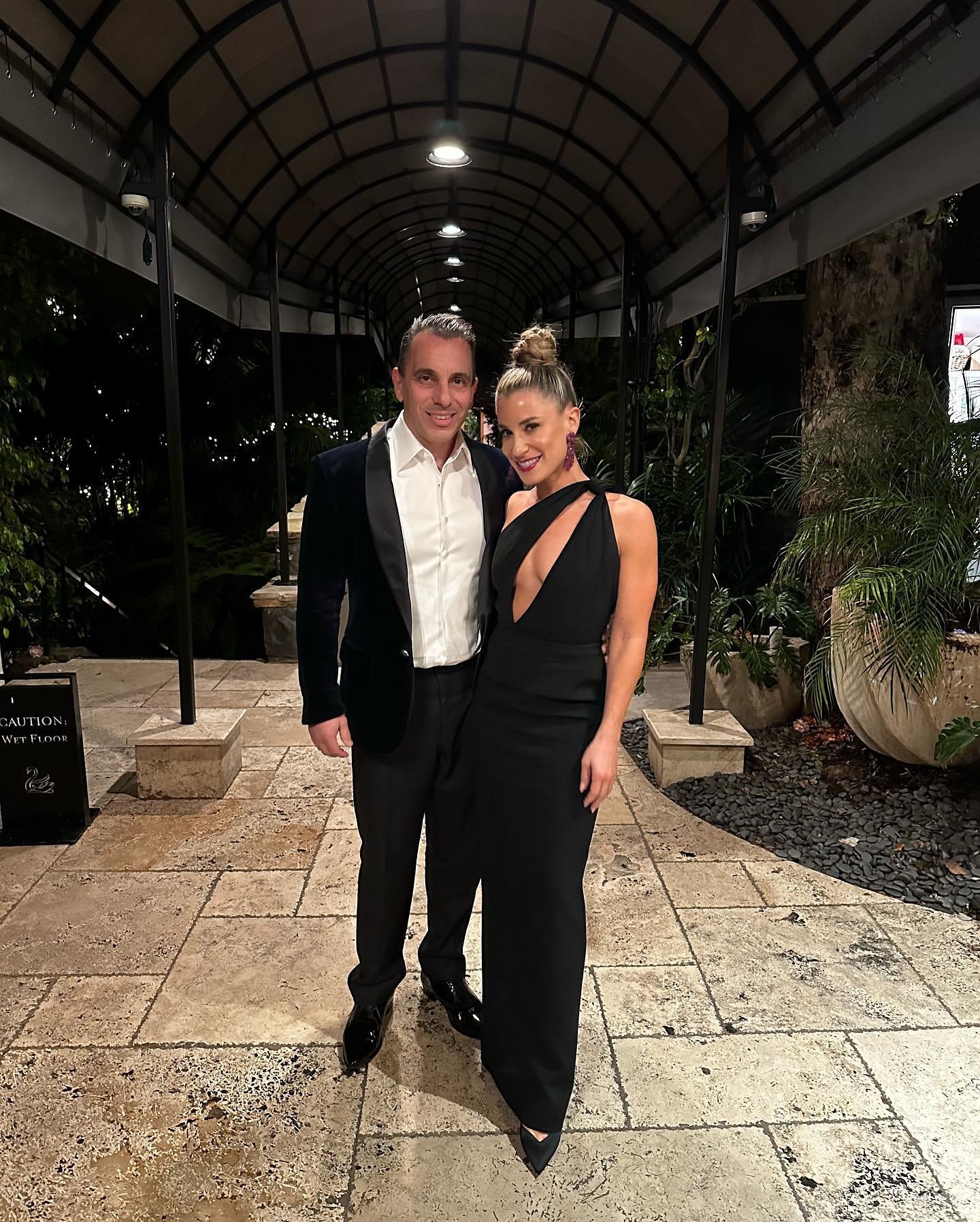 Heartfelt and witty tribute shines as comedian honors darling wife Lana on Mother’s Day!!!