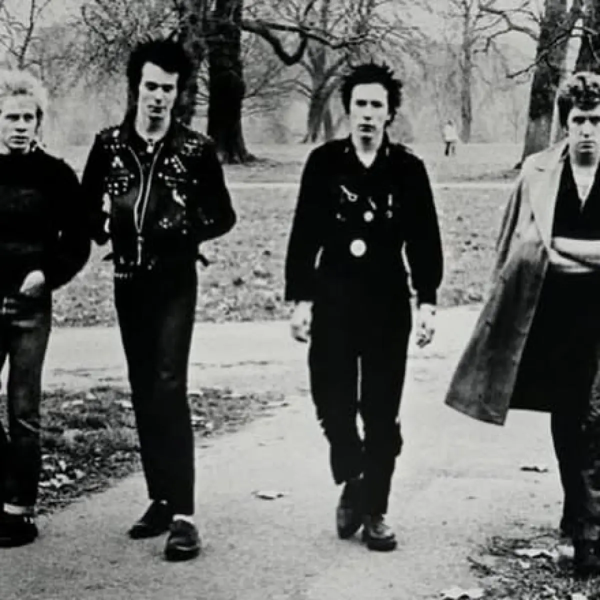 Sex Pistols Legacy Captured In Fineline Films Promo Relive Punk Nostalgia With a 2000 Promo Bringing Together 1977 Hyde Park and Anarchy Vibe!