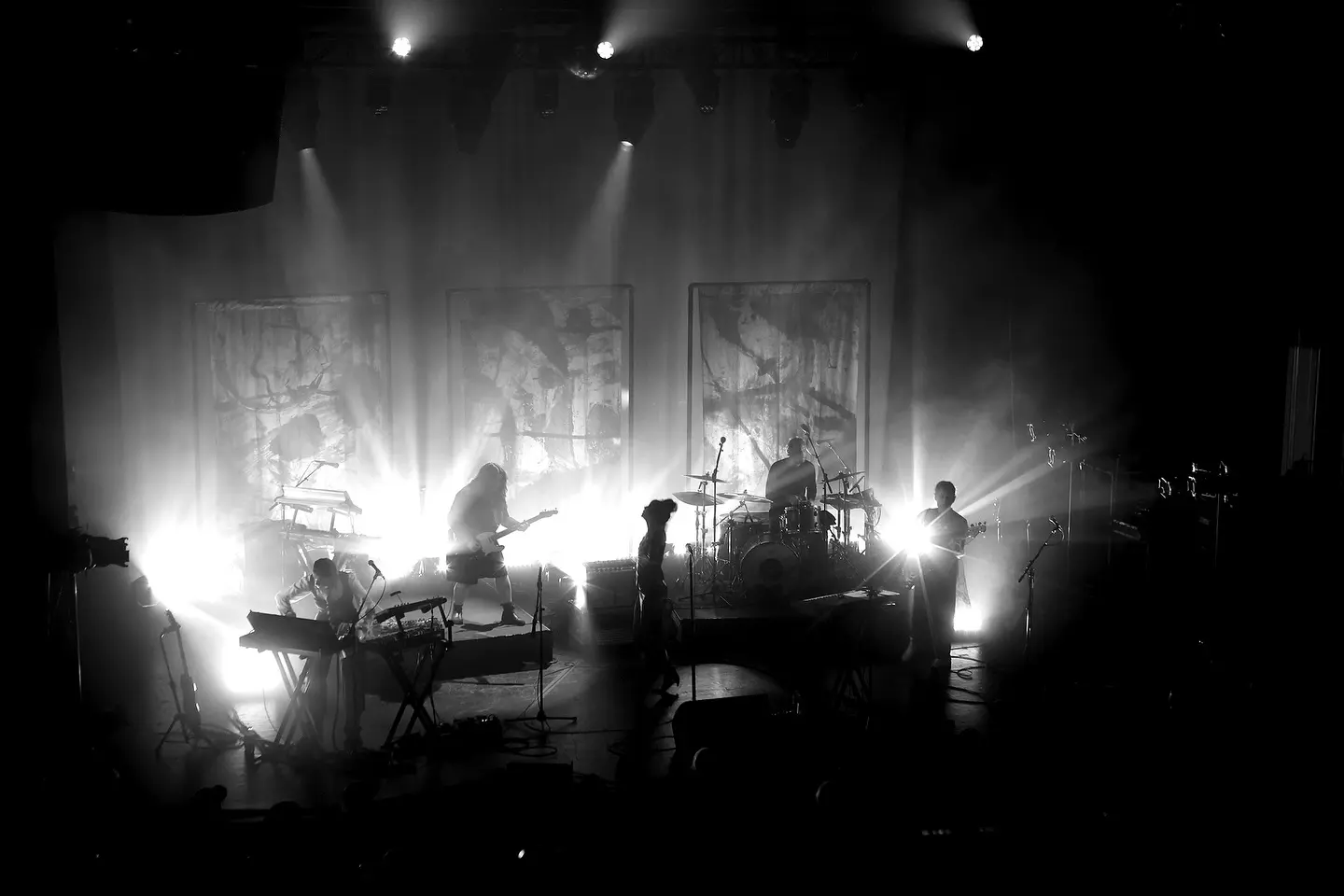 Sharon Van Etten Engages Fans On Tour
