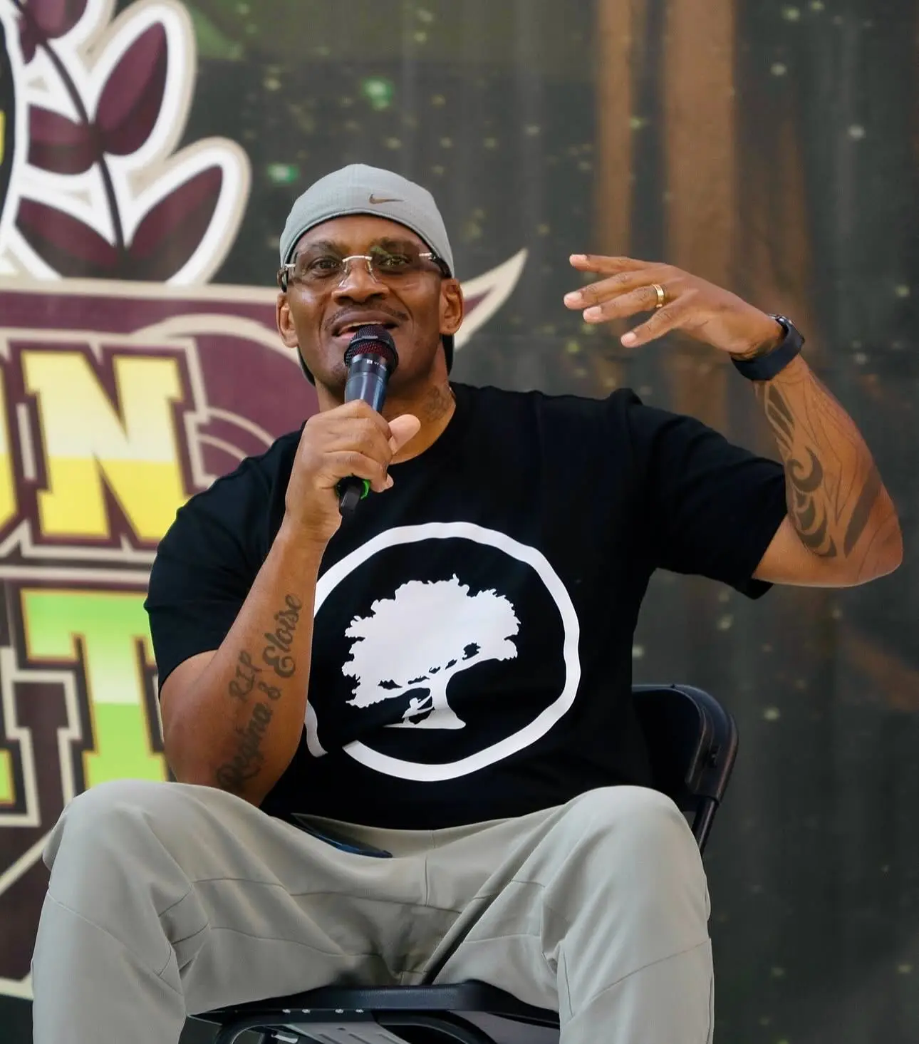 Shawn Fonteno Explores Amsterdam and Brussels at Comic Con GTA V star Shawn Fonteno embarks on a 12-day European venture through conventions and cultural delights.