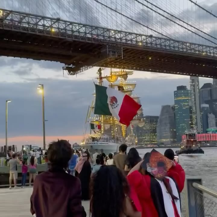Ship Crashes Into Brooklyn Bridge During Sharp Turn