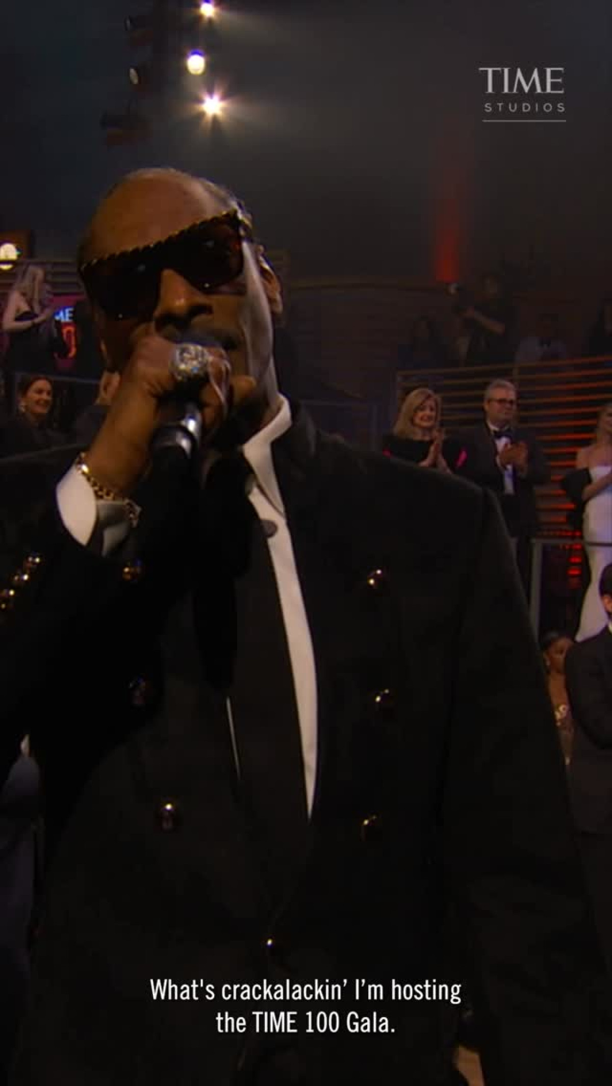 Snoop Dogg Hosts Time 100 Event on ABC & Hulu Rapper Snoop Dogg takes charge as host at Time 100, airing live on ABC and Hulu tonight!!!