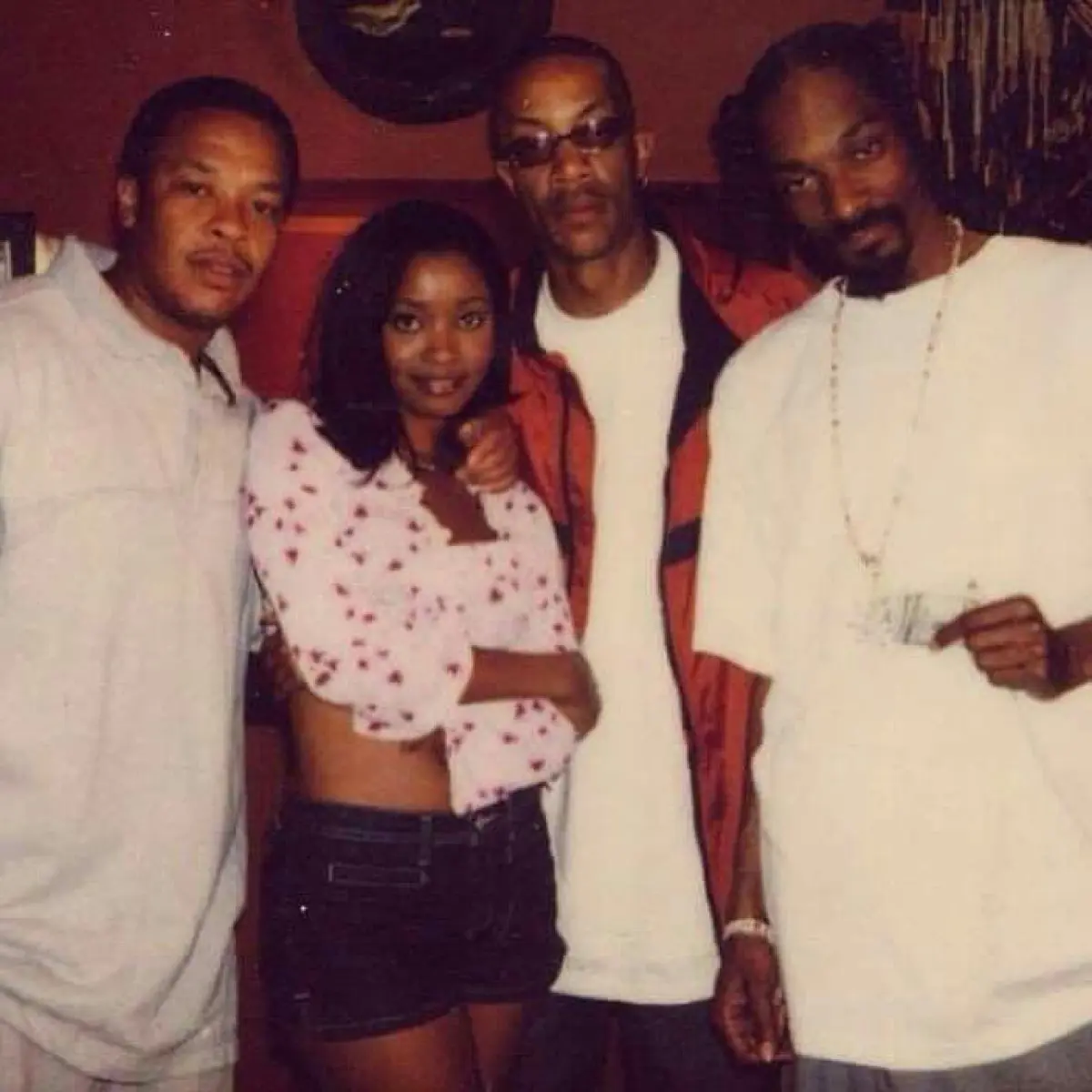 Snoop, Dre and DJ Pooh Ignite The Rap World Rap legends Snoop Dogg, Dr. Dre & DJ Pooh converge, igniting new sparks in the rap realm!!