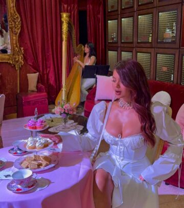 Star @sofiajamora shines like an angel, exuding ethereal charm and modern allure in style.