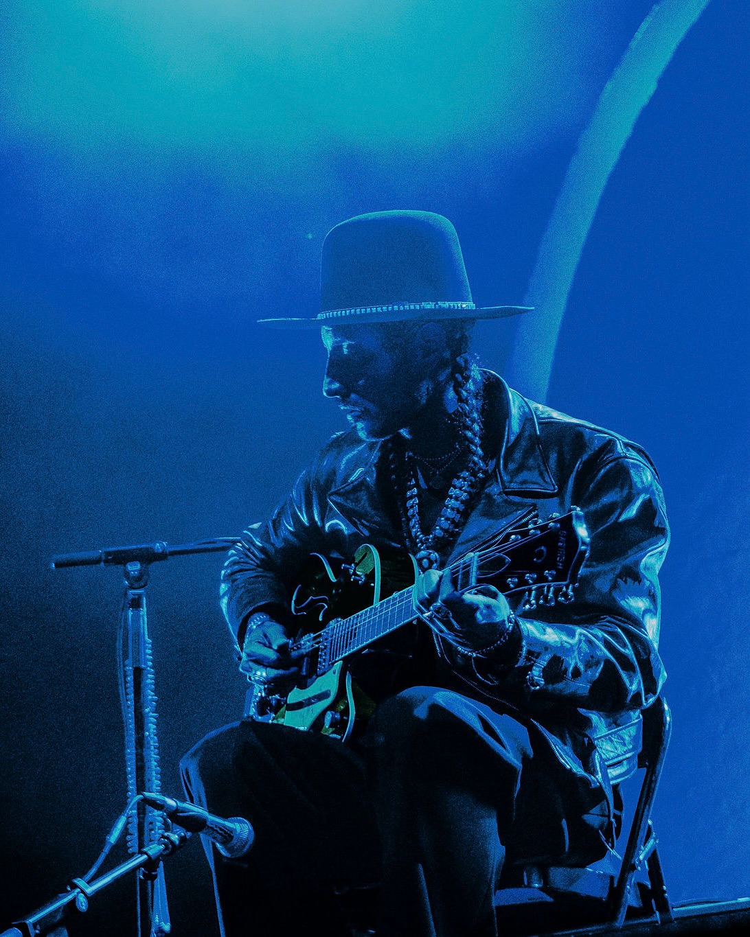 Sold-Out Greek Theatre Show Lights Up Los Angeles
