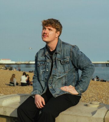 Sonny Tennet Lights Up Brighton on Tour Night Three