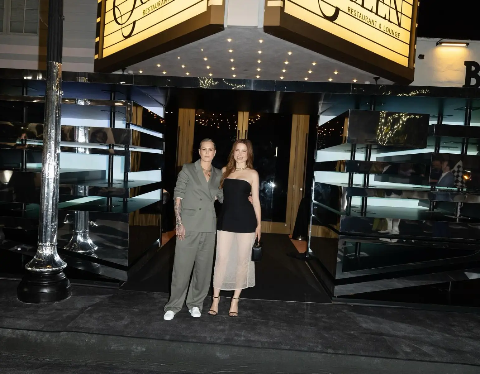 From first F1 thrills to a nostalgic food night, Sophia Bush loves adrenaline and style!