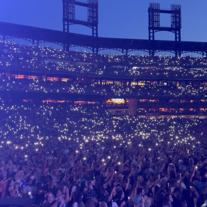 Special Guests Steal The Show