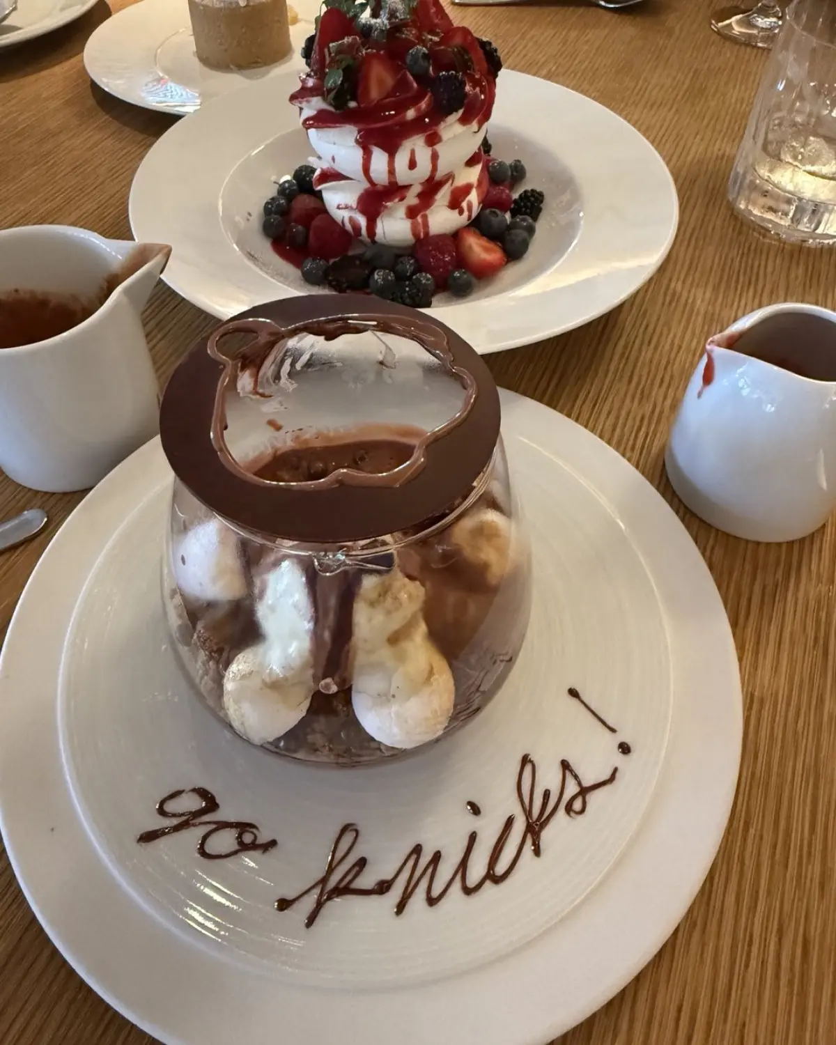 Spike Lee shares a vibrant Mother’s Day treat as he blends dessert and sky hues. Pure art!