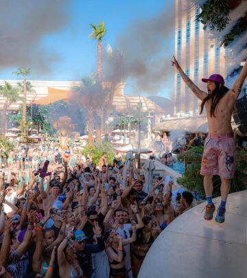 Steve Aoki and Dim Mak deliver a finale of pulsing beats at EDC Week's epic close - Epic!!