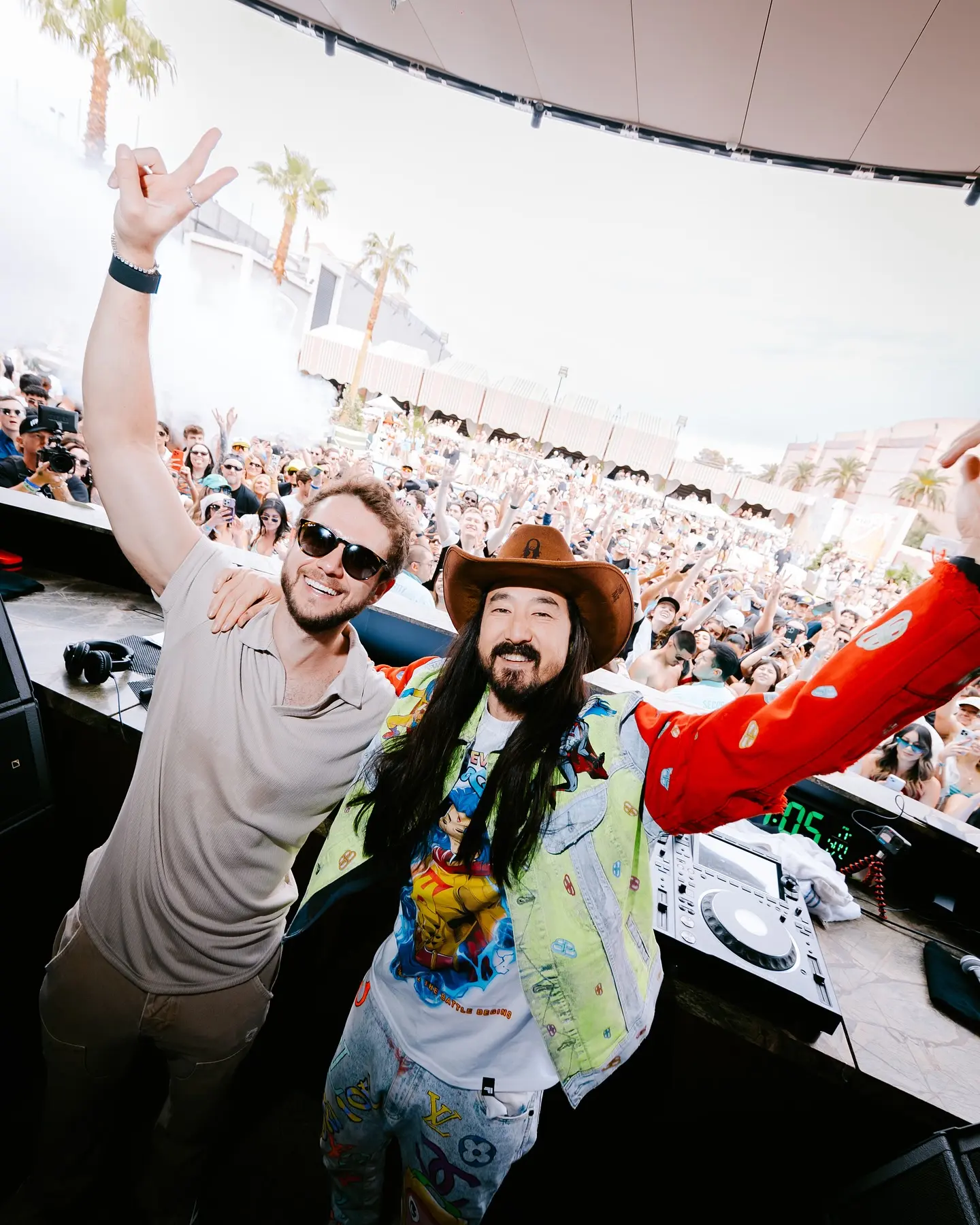 Famed DJ launches summer tour with a vibrant beachside debut that excites fans all around!!