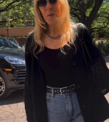 Stewart Hits The Road To Farrah’s Art Exhibit