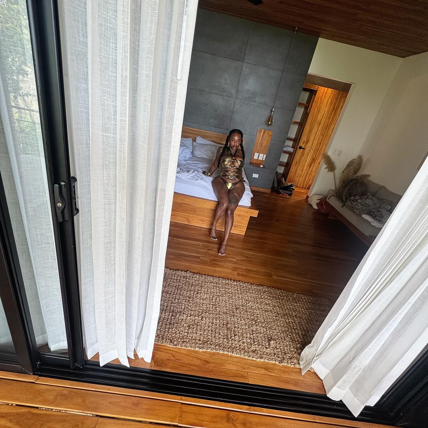 Suki Outsmarts Competition With Humble Hustle