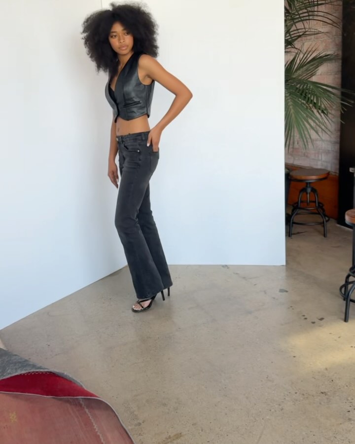 Supermodel Mychal~Bella Lights Up Friday
