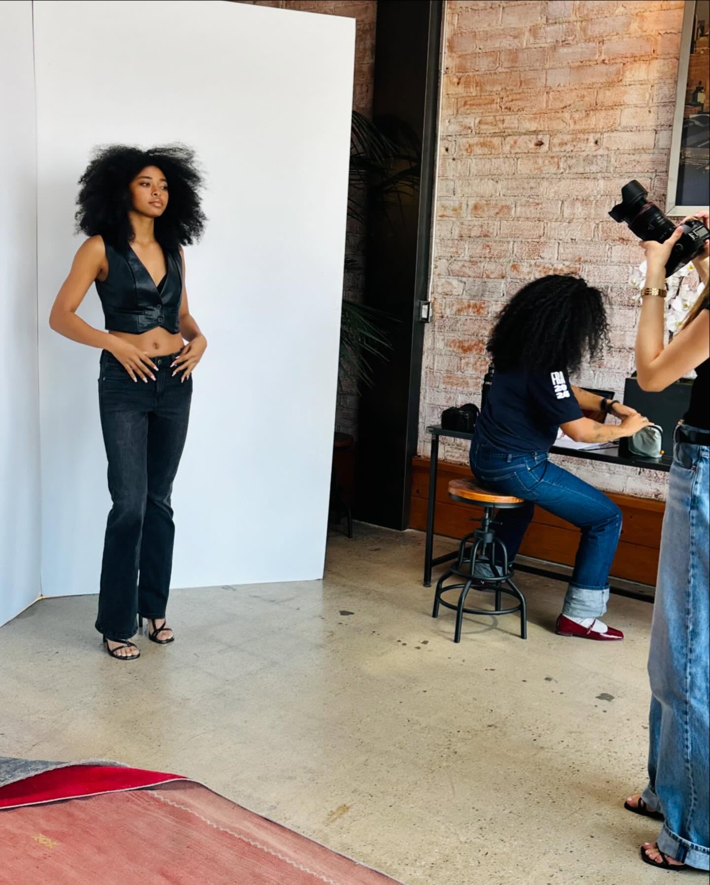 Supermodel Mychal~Bella Lights Up Friday