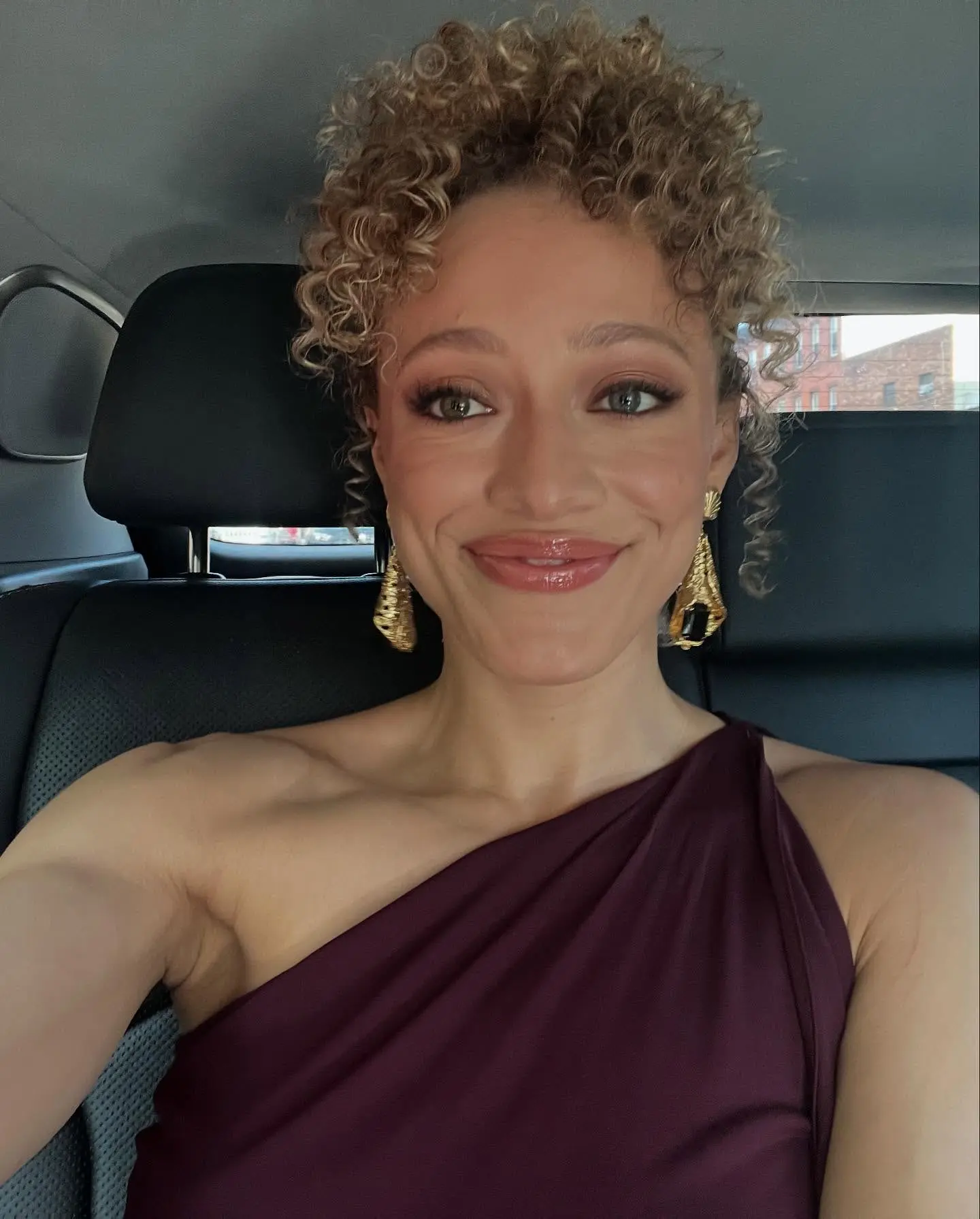 Sydney Cole Alexander’s Show-Stopping Styled Look Sydney Cole Alexander stuns in designer looks with chic dress, shoes and bold makeup now.