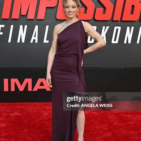 Sydney Cole Alexander’s Show-Stopping Styled Look
