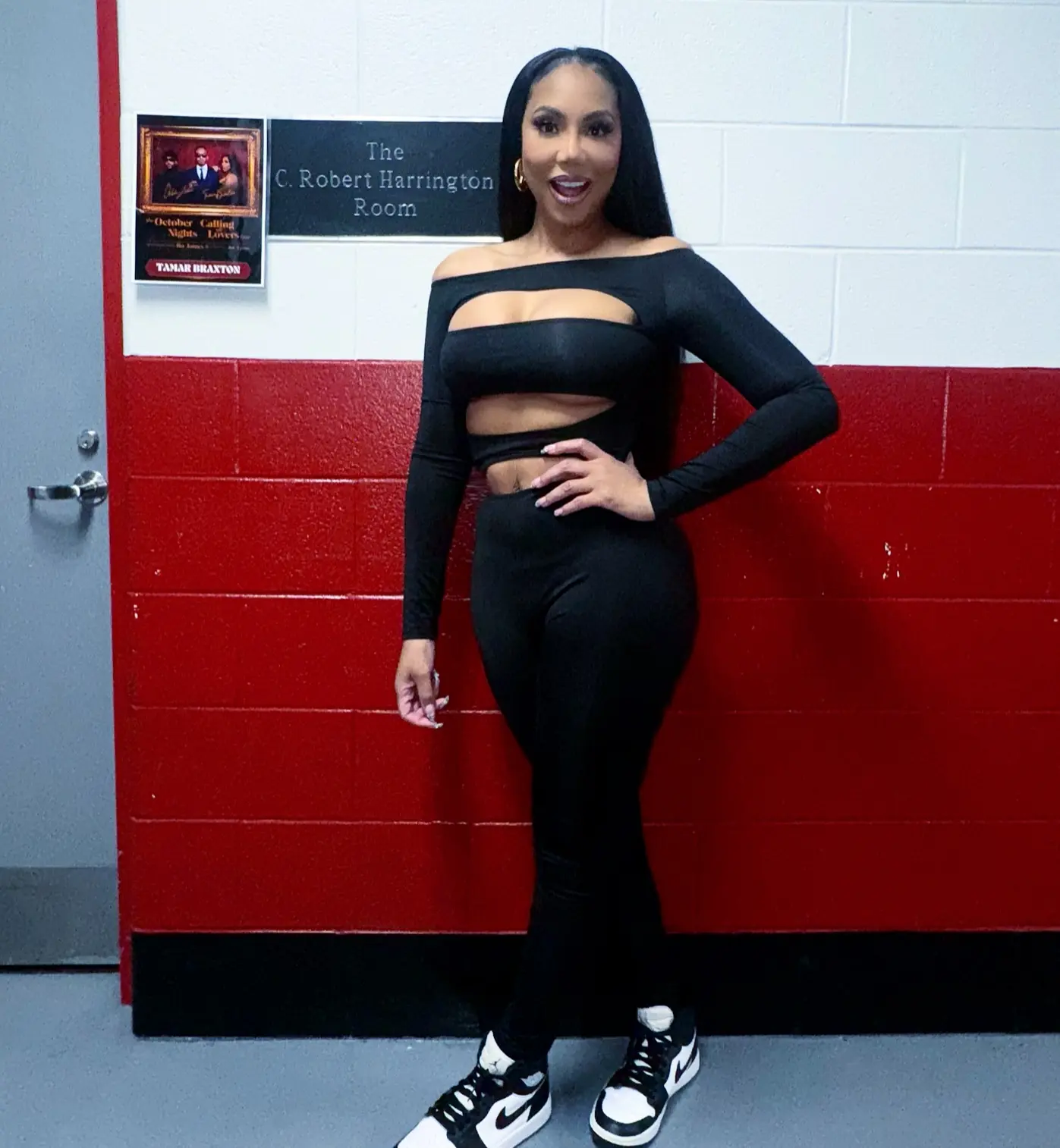 Tamar Braxton Backstage Tour In Fashion Nova Tamar Braxton rocks backstage with NOVA style, sharing tour highlights for top fan joy!!!