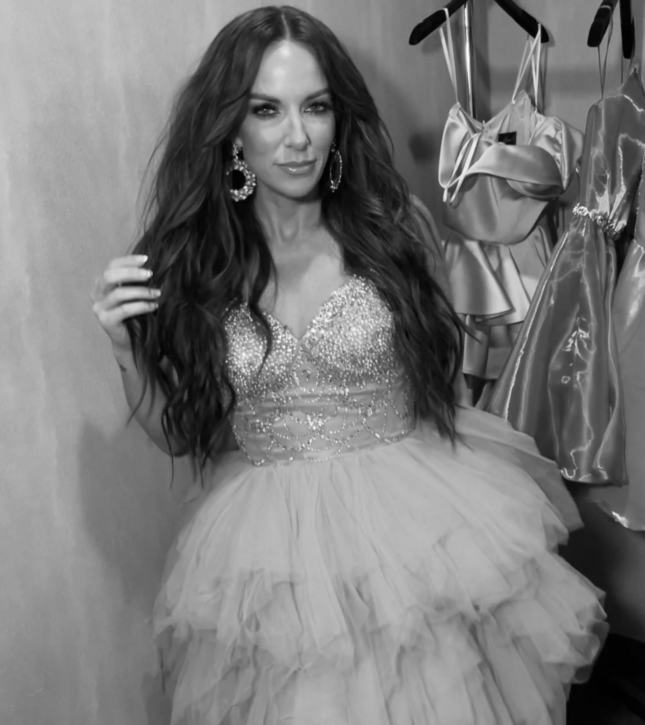 Tayla Lynn Stuns With Unforgettable Night Look Glam vibes and bold looks: Tayla Lynn teams with top makeup and style experts - epic! 2023