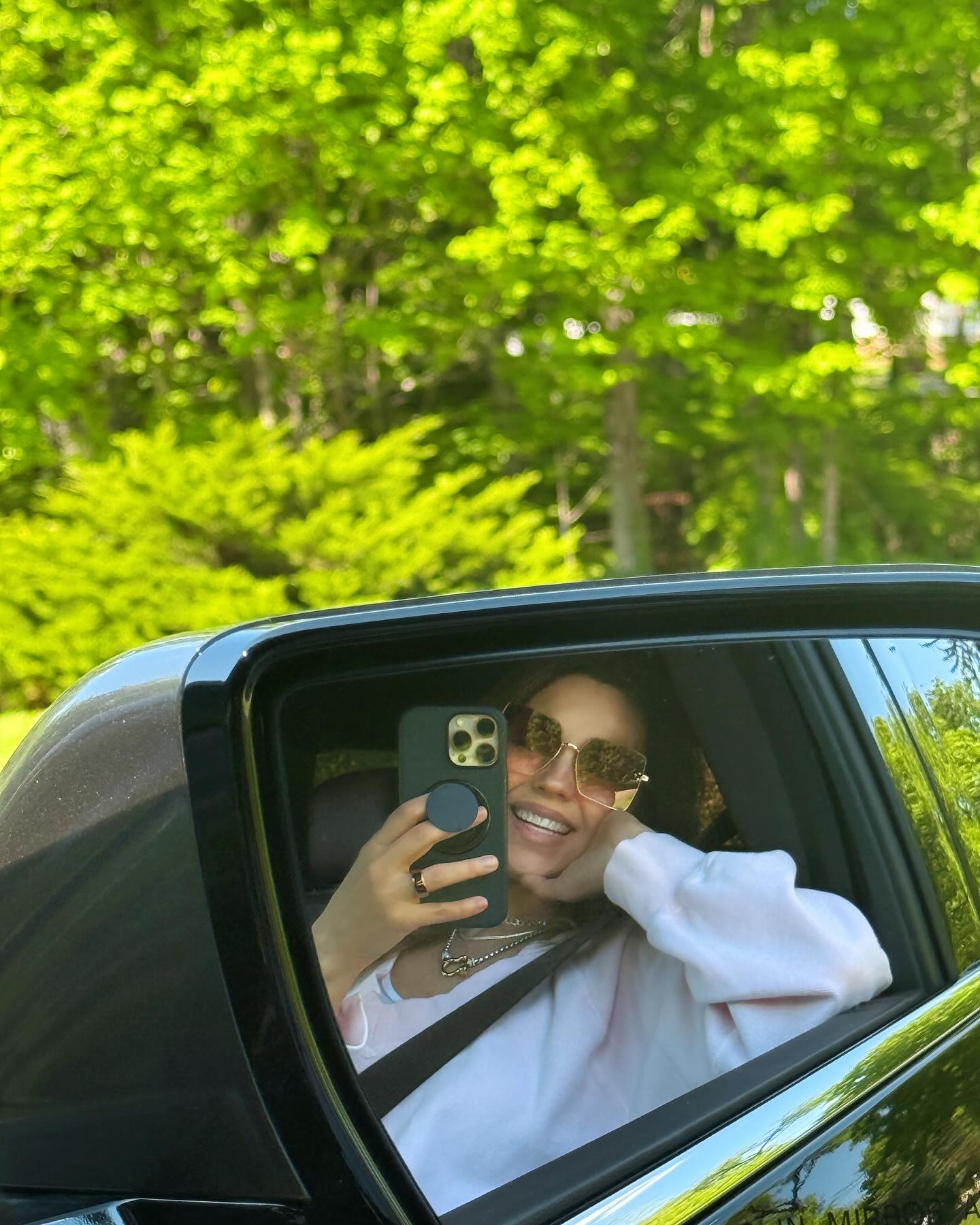 Thalia Celebrates Life And Love On Mothers Day