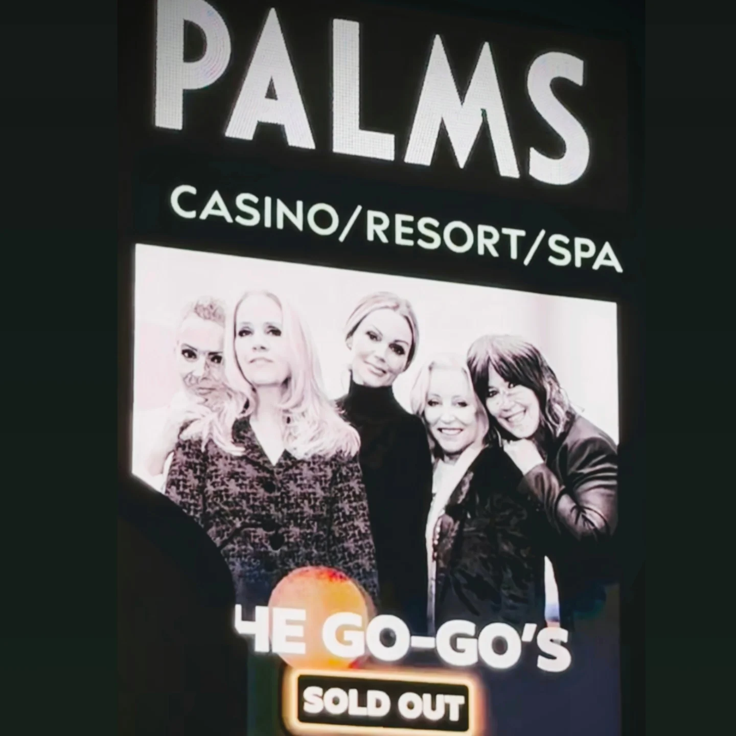 Iconic rock pioneers unleash vibrant energy in Las Vegas with a sold-out Thursday show!!!!