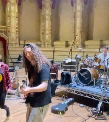 The Last Of Us Crew Jams At BTS Session