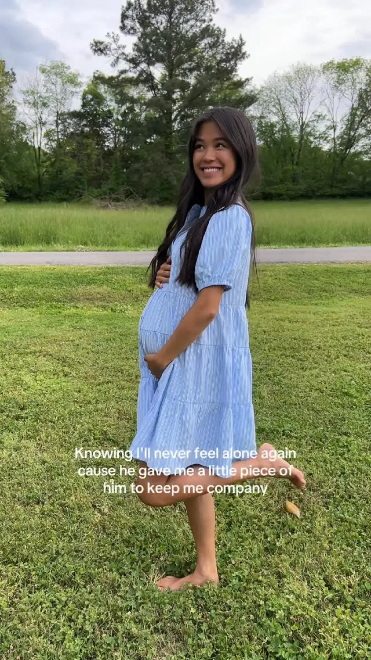 Beloved actress Tiffany Espensen reveals joyful pregnancy update in a heartwarming post!!
