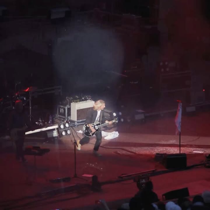 Tim Foreman Captures Red Rocks Community Vibes