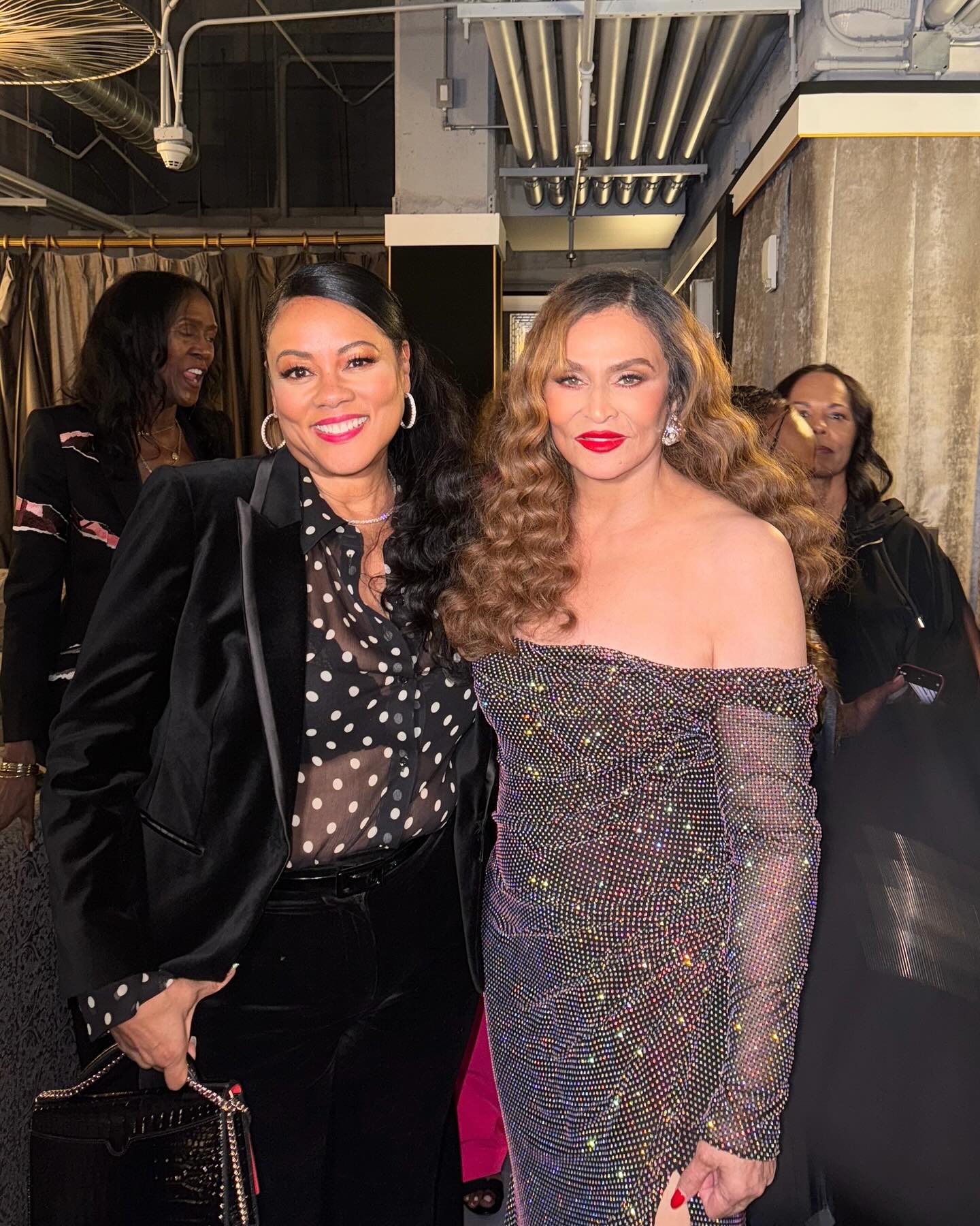 Tina Knowles’ Matriarch Celebrated As NYT Bestseller Celebratory evening with heartfelt support, literary success & star family moments tonight!