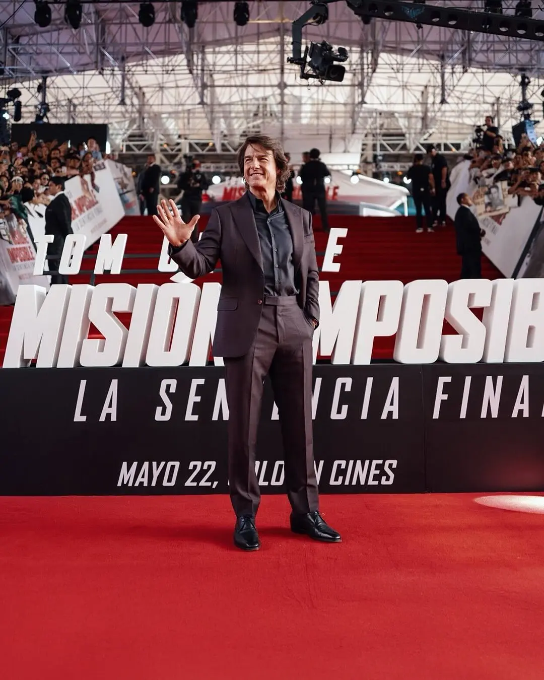 Tom Cruise Leads MI Premiere in Mexico City