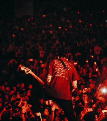 Tony Perry’s Candid Instagram Moments
